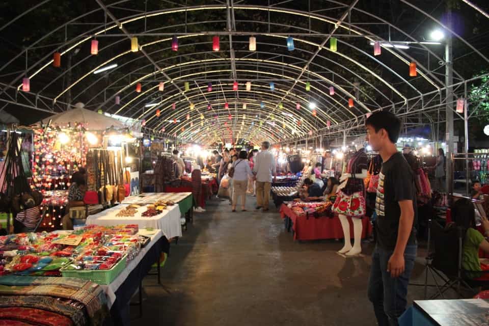 Anusarn Market